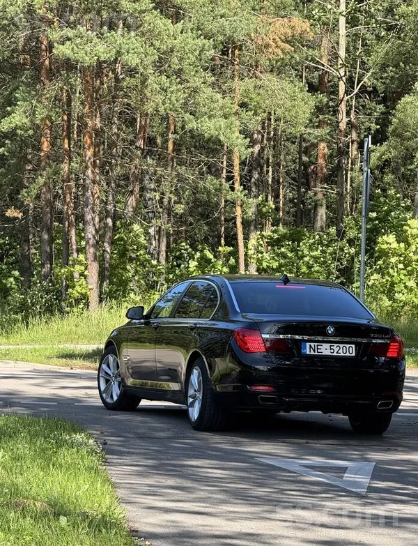 Jauna tehniska skate. 
BMW E65 Facelift. 
Dzinejas, kārba, piekare bez def