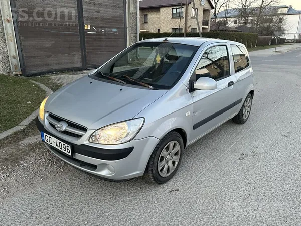 Lieliskais auto par savu naudu, tehniska lidz decembrim, divdurvju kupeja, c
