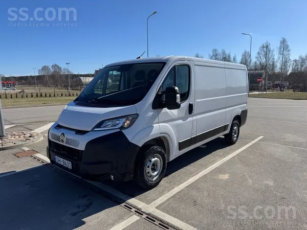Citroen Pārdod Citroen Jumper busu L2H1 pilna masa 3000kg 