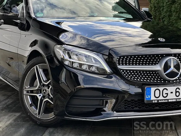 Amg Facelift Pārdodu privāto auto 
Auto pirkts Vācijā , auto ir bez rūsas .