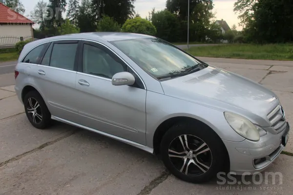 Mercedes R320
