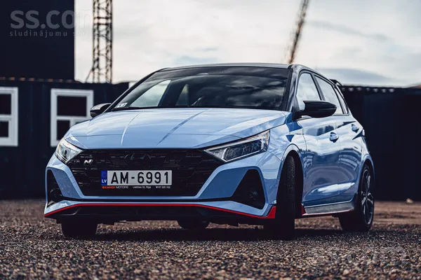 Hyundai I20, Comfort komplektācija ar 1.0 Benzīna dzinēju un Manuālo ātrumkā