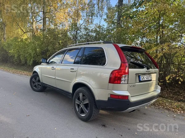 Volvo Xc90 2.4 dīzelis Automāts.