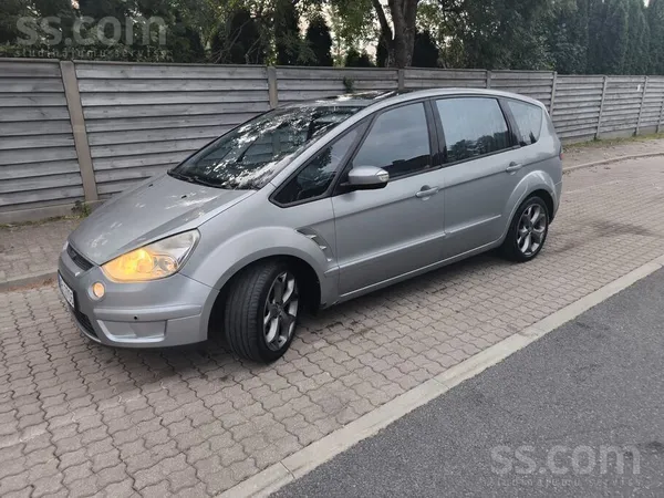 Ford S-Max