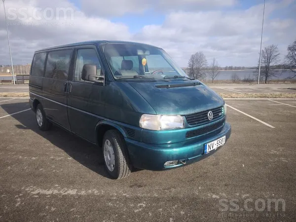 Pārdodu vw multivan 1998.gada 2.5tdi 75kw acv, ekonomisks un dinamisks. Auto