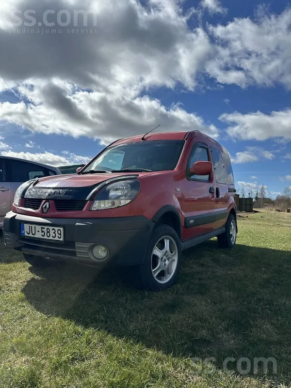 Renault Pārdodu ideāla tehniska stāvokli mašīnu ar tīko iz