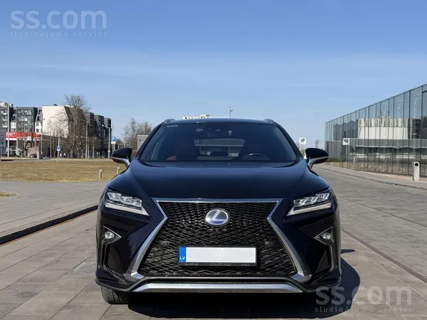 Lexus Эксклюзивный Hybrid + Lpg Lexus F-Sport Exclusive 