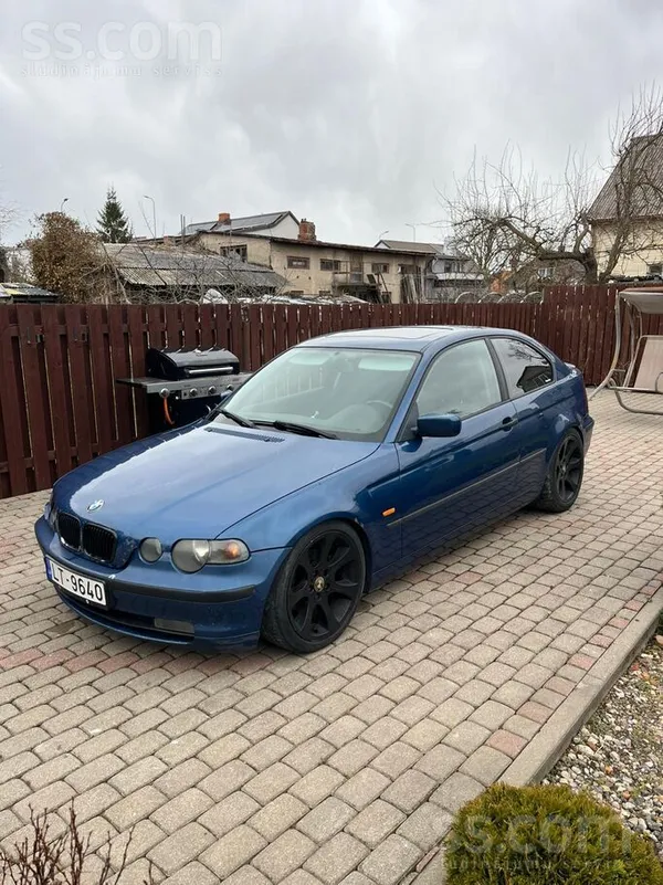 BMW 320