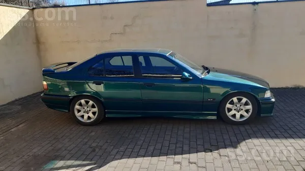 BMW 318