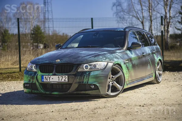 BMW 325