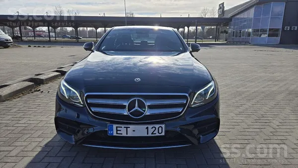 Mercedes E200