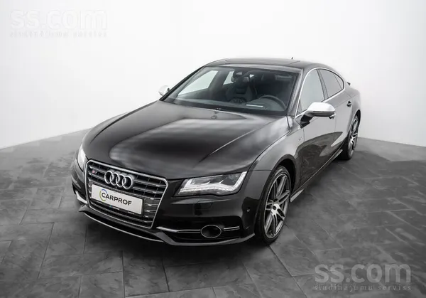 Audi Audi S7 Quattro. 