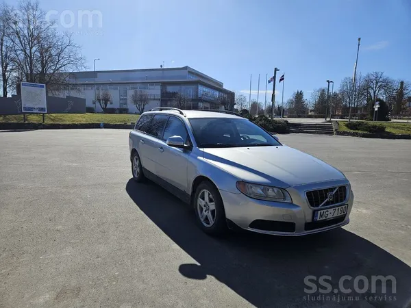 Volvo V70