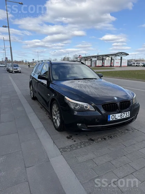 BMW 530