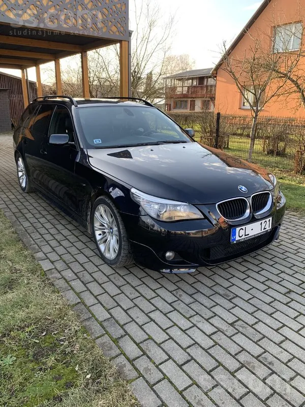 BMW 530