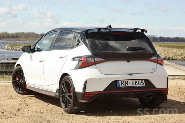 Hyundai Hyundai i20 N 2023 – 204 ZS / 44 000 km / Ideāls S