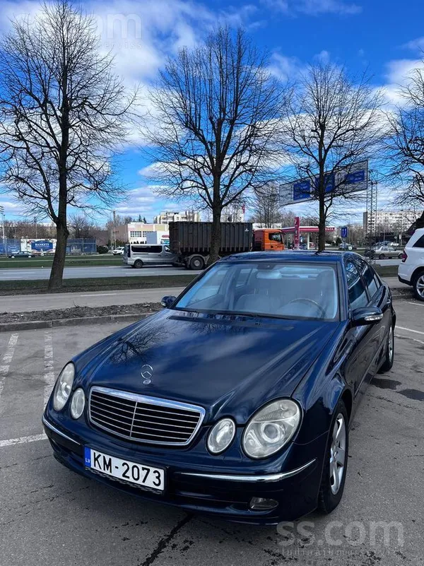 Mercedes E270