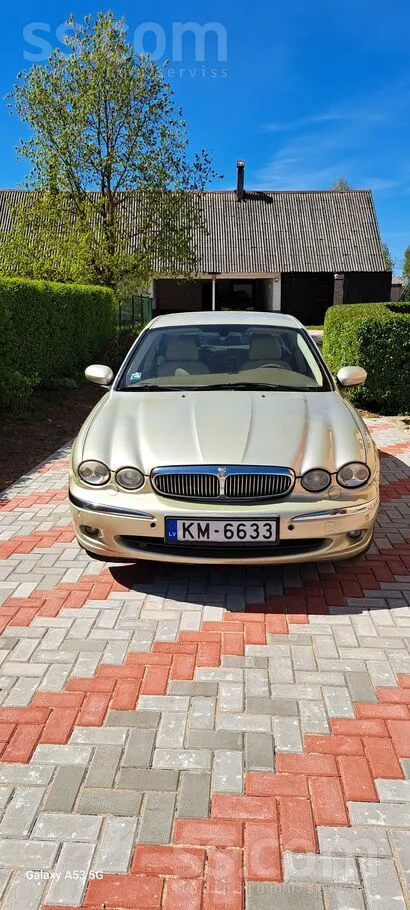 Jaguar X-Type