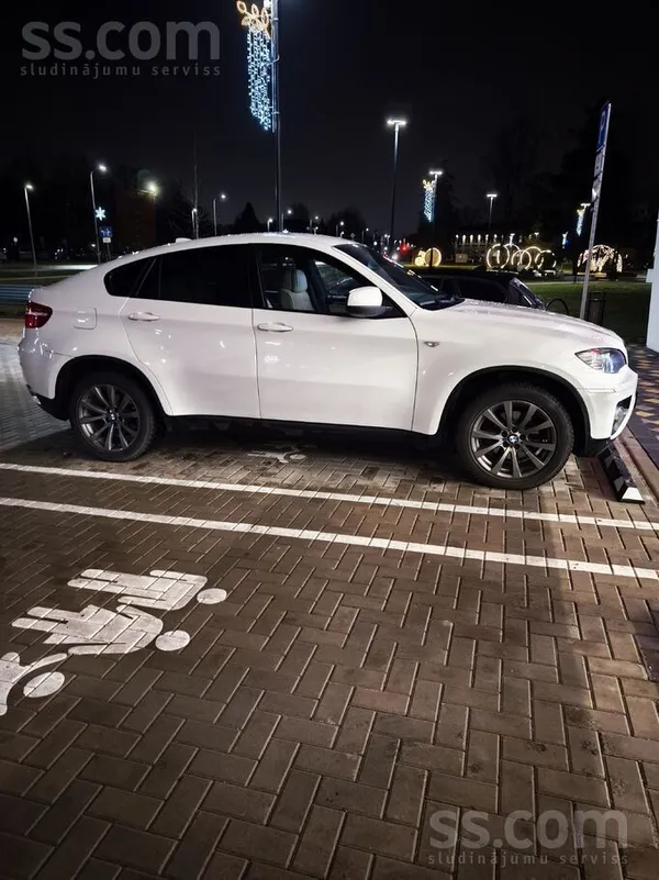 BMW X6
