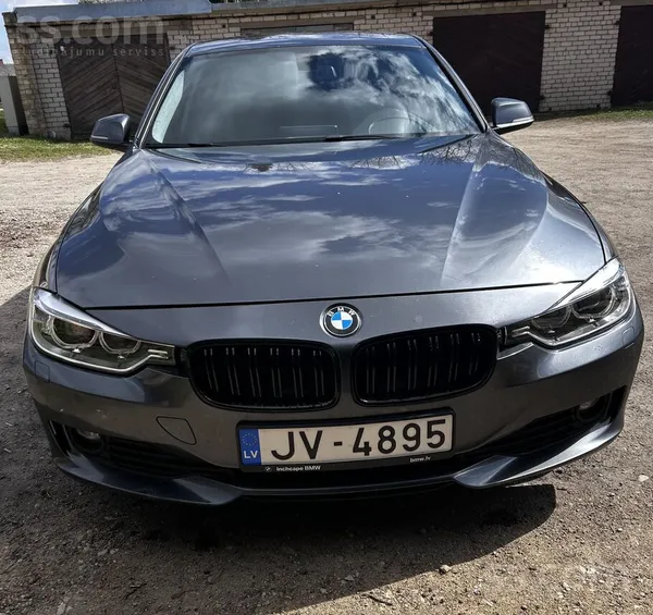 BMW 320