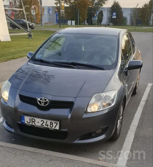 Toyota Auris