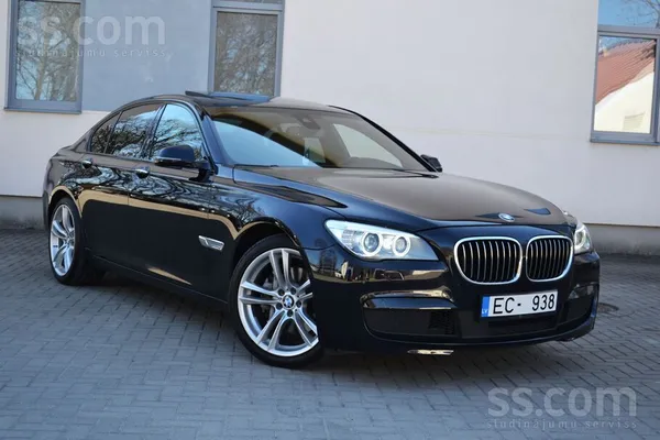 BMW 730