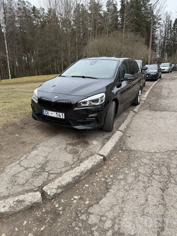 BMW 220