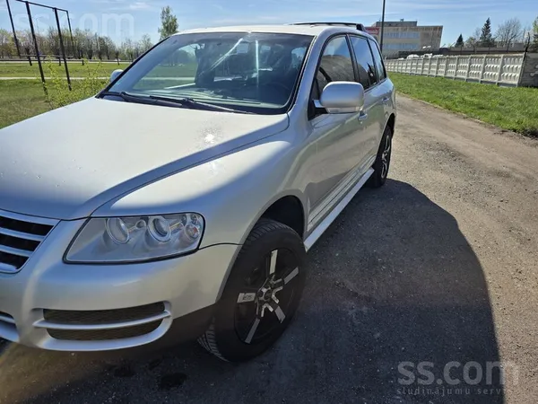Volkswagen Touareg