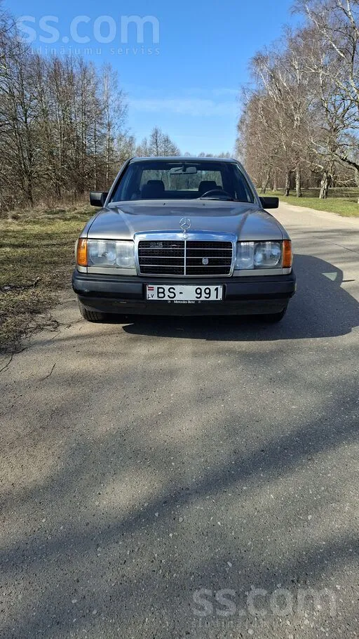 Mercedes 230