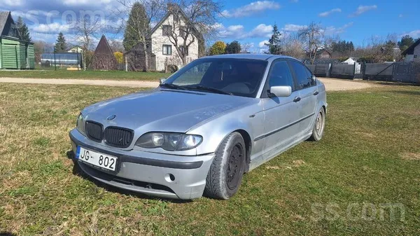 BMW 320