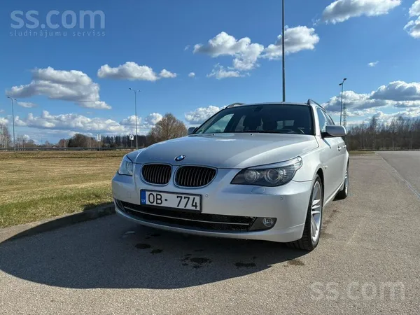 BMW 530