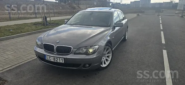 BMW 730