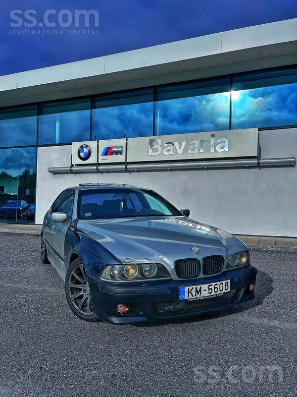 BMW 525