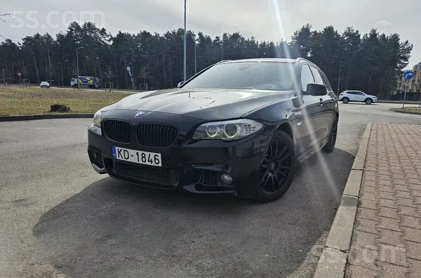 BMW 530