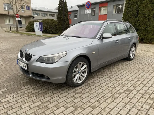 BMW 530