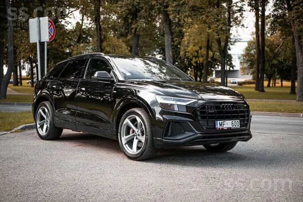 Audi Q8