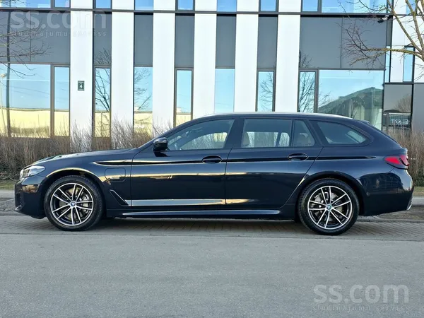 BMW 520