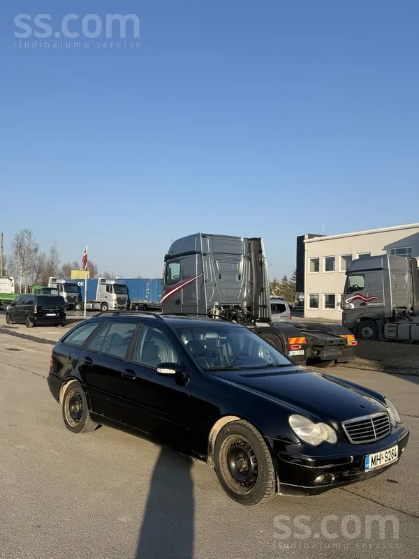 Mercedes C180