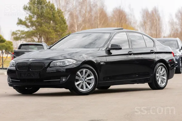 BMW 523