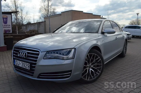 Audi A8