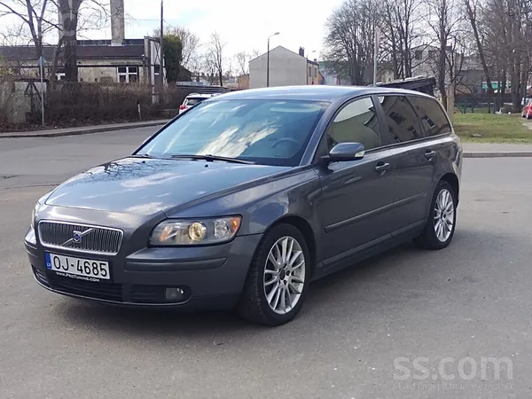 Volvo V50