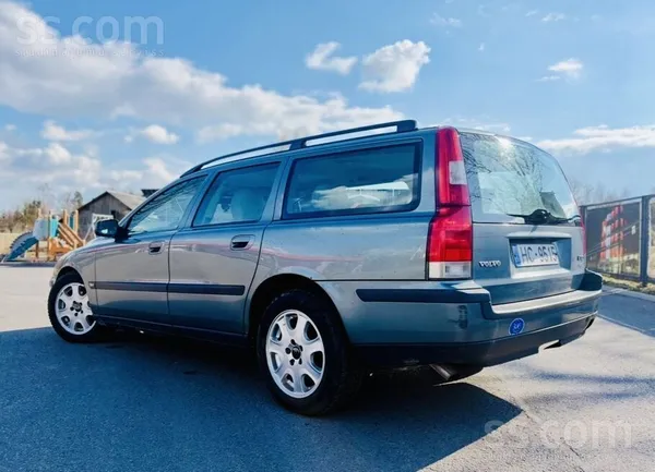 Volvo V70