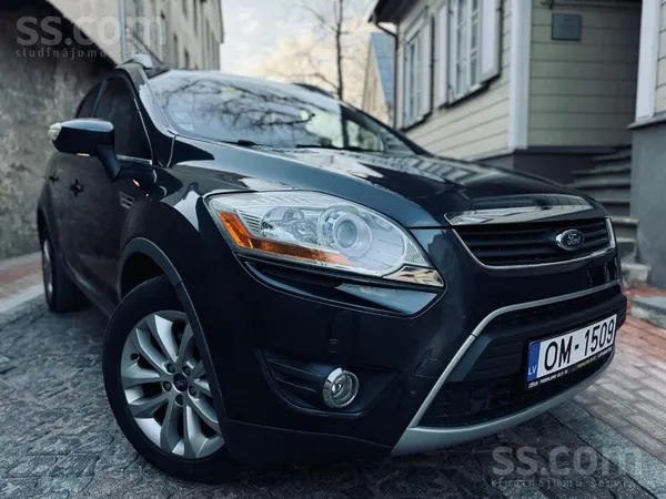 Ford No Francijas 4x4 Ford Kuga -100kw/136zs labā tehni