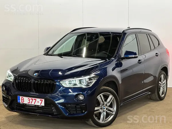 BMW X1