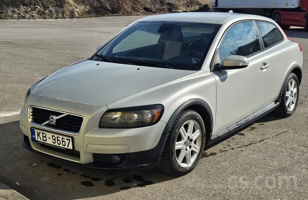 Volvo C30
