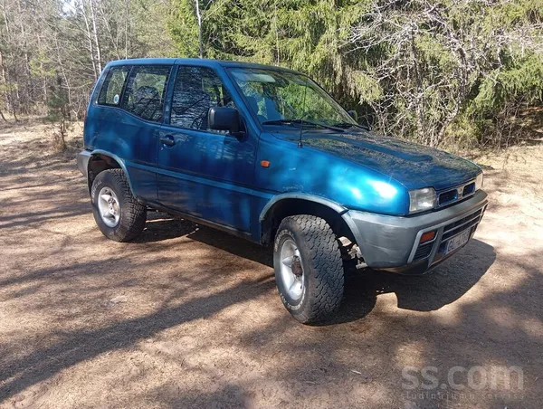 Nissan Terrano II