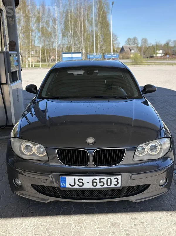 BMW 120