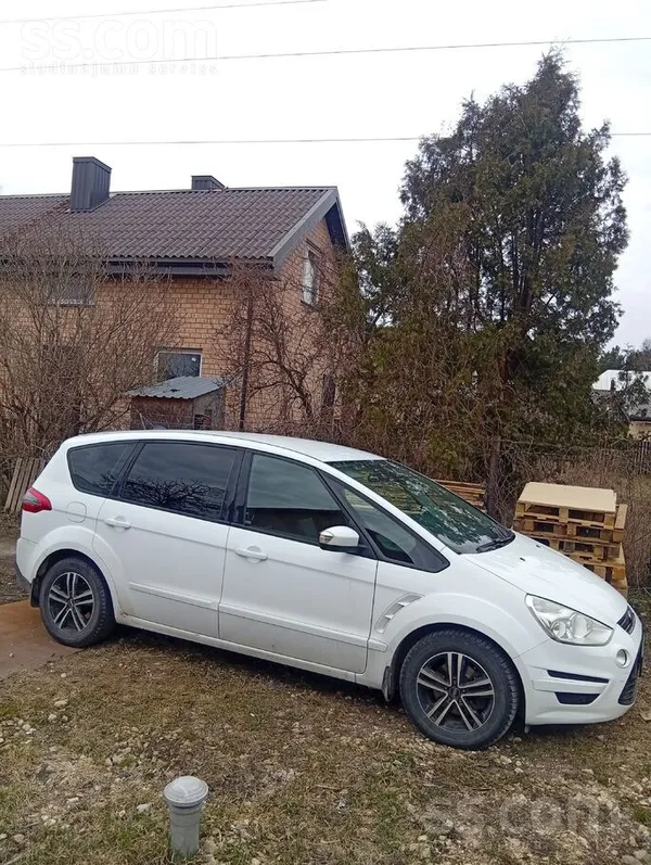 Ford S-Max