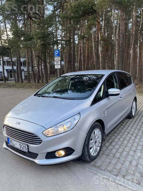 Ford S-Max