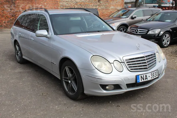 Mercedes E220